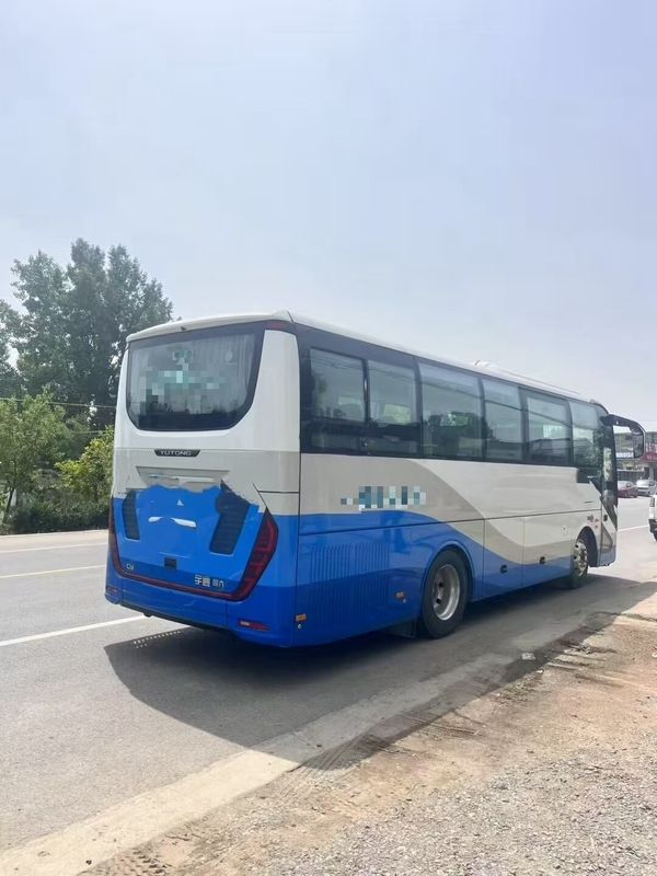 الحافلة المستخدمة بالديزل مع الداخلية الفاخرة ZK6907H6Y1 17 مقاعد جلدية الكنيسة / المنظمات غير الحكومية لوحة تحكم نظيفة