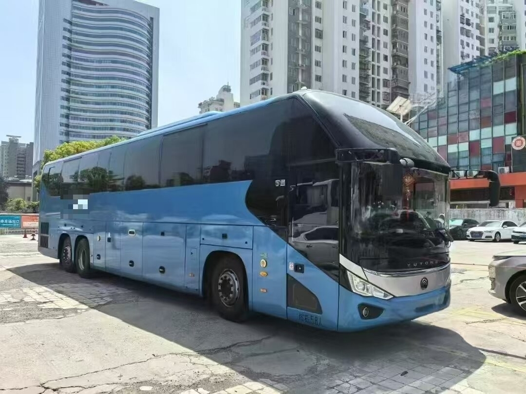 مركبة نقل عامة مستعملة ZK6137 مقصورة نظيفة 56 مقعداً ركاب ثقيلون حالة جيدة للجسم