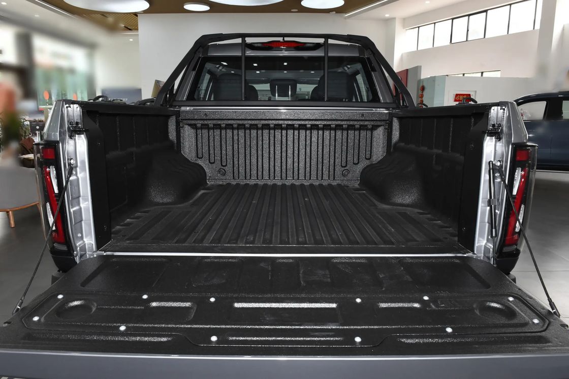 شاحنة دونغفنغ Z9 بيك أب اقتصادية 2025 2.3T 6MT ديزل 2WD يورو 6 بقوة 190 حصان مثالية للتصدير والرحلات العائلية