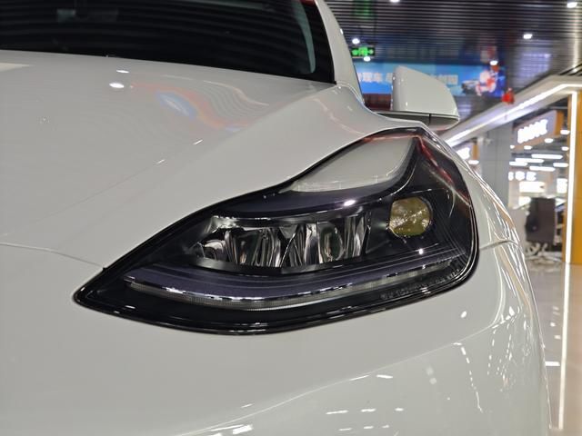 تسعير معقول سيارة تسلا المستخدمة موديل Y SUV 2022 نسخة محرك العجلات الخلفية للاستخدام العائلي