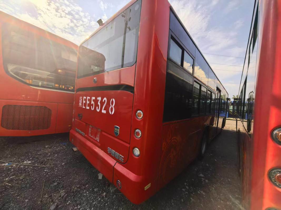 2019 يد ثانية 76/10-41 مقاعد 12 متر شكل ناعم ZK6108 حافلة مدنية مستعملة أبواب مزدوجة