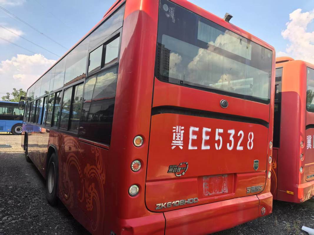 2019 يد ثانية 76/10-41 مقاعد 12 متر شكل ناعم ZK6108 حافلة مدنية مستعملة أبواب مزدوجة