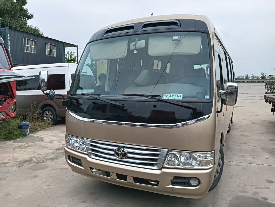 2018 Year 20 Seats Used Coaster Bus , LHD Used Mini Bus Toyota Coaster Bus With 2TR Gasoline Engine , Left Steering