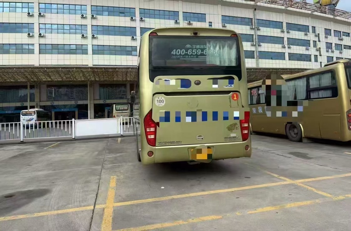 استخدام 49 مقعد ديزل يوتونغ حافلة موظف فايتشاي جولة المطار الكنيسة المدرسة المتنقلة الحضرية الحضرية الحافلات بين المدن Rhd / Lhd