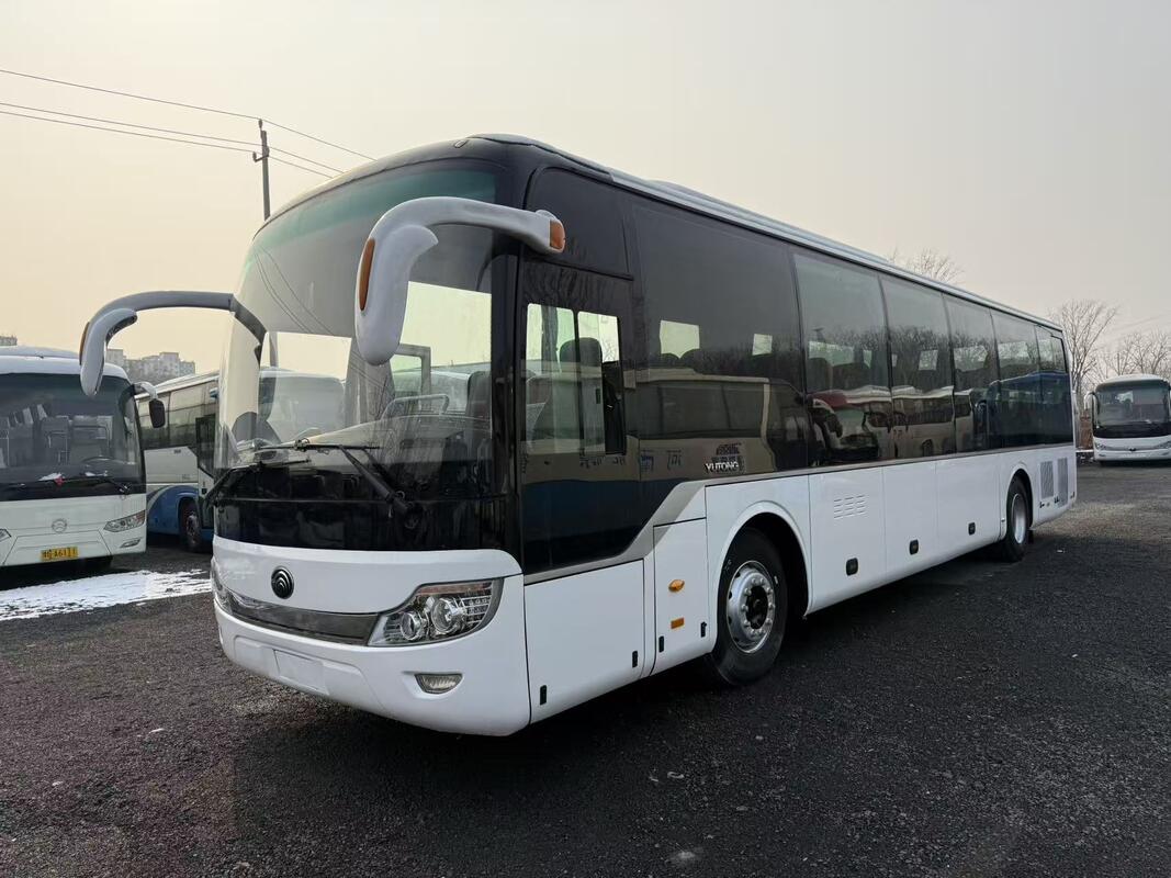 حافلة سياحية مستعملة يوتونغ Zk6121 يوتشاي 330 حصان ورقة الربيع 67 مقعد نقل اليكس مع تكييف الهواء