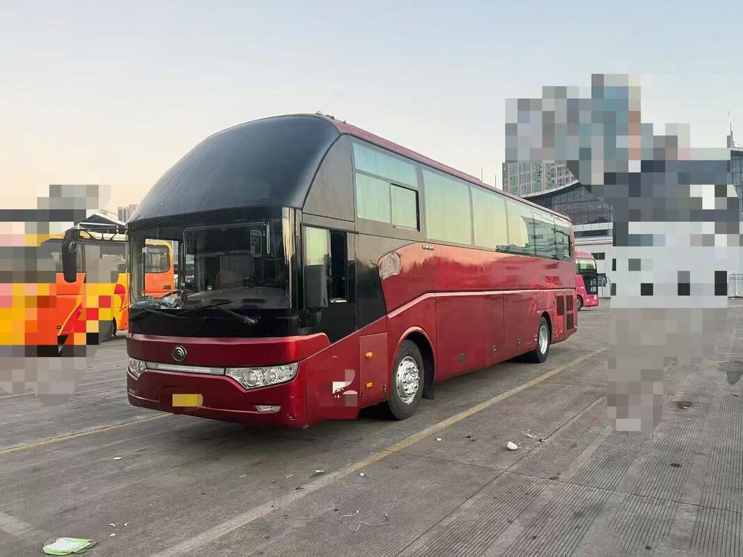 الحافلات المستعملة Yutong Zk6122 Yuchai 330hp يورو 3 ورقة الربيع 50 مقعد نقل لوكس مع تكييف الهواء للنقل أو المسافات الطويلة