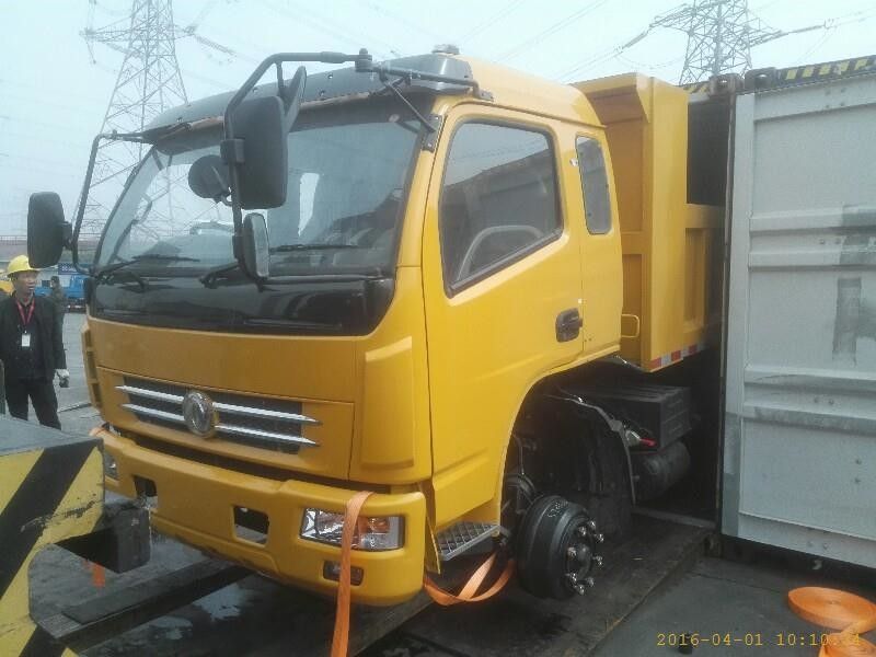 4 × 2 محرك الوضع المستخدمة شاحنة قلابة دونغفنغ العلامة التجارية يورو 3 الانبعاثات القياسية
