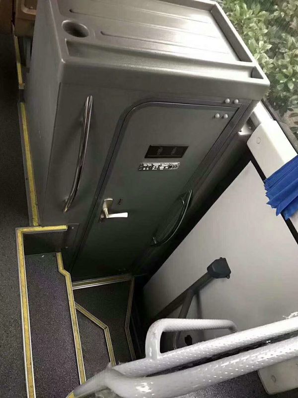 39 مقاعد مستعملة YUTONG Buses 2013 عام باب الكتروني مع مرحاض وسادة هوائية آمنة