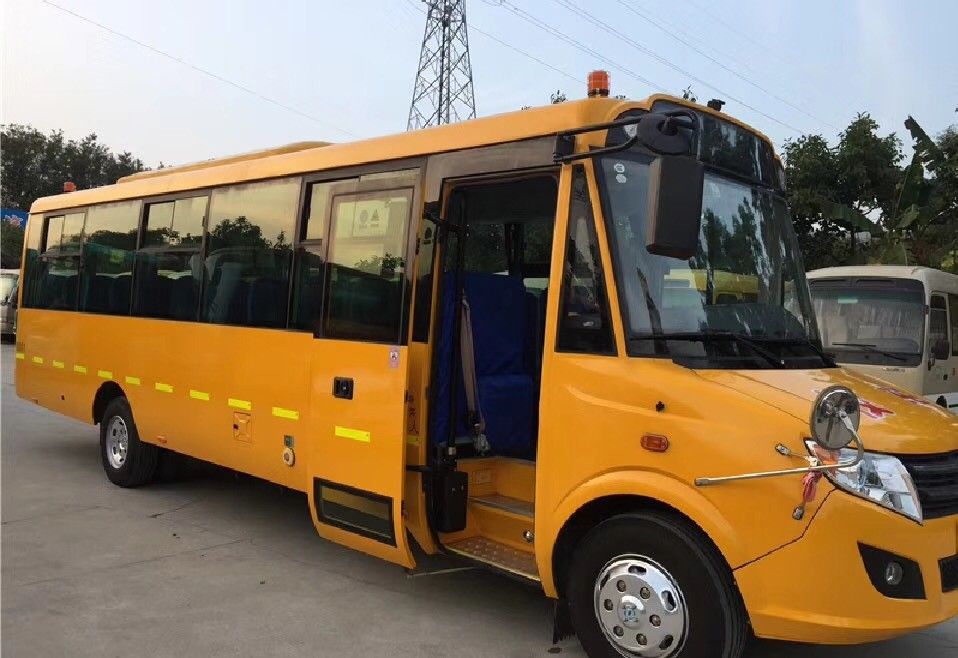 حافلة DONGFENG Old Yellow School، كبيرة حافلة مستعملة LHD نموذج مع 56 مقعد