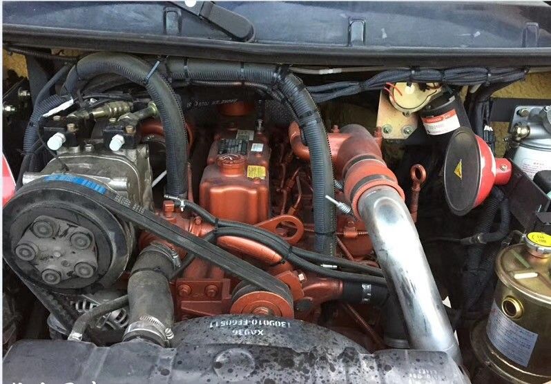 حافلة DONGFENG Old Yellow School، كبيرة حافلة مستعملة LHD نموذج مع 56 مقعد