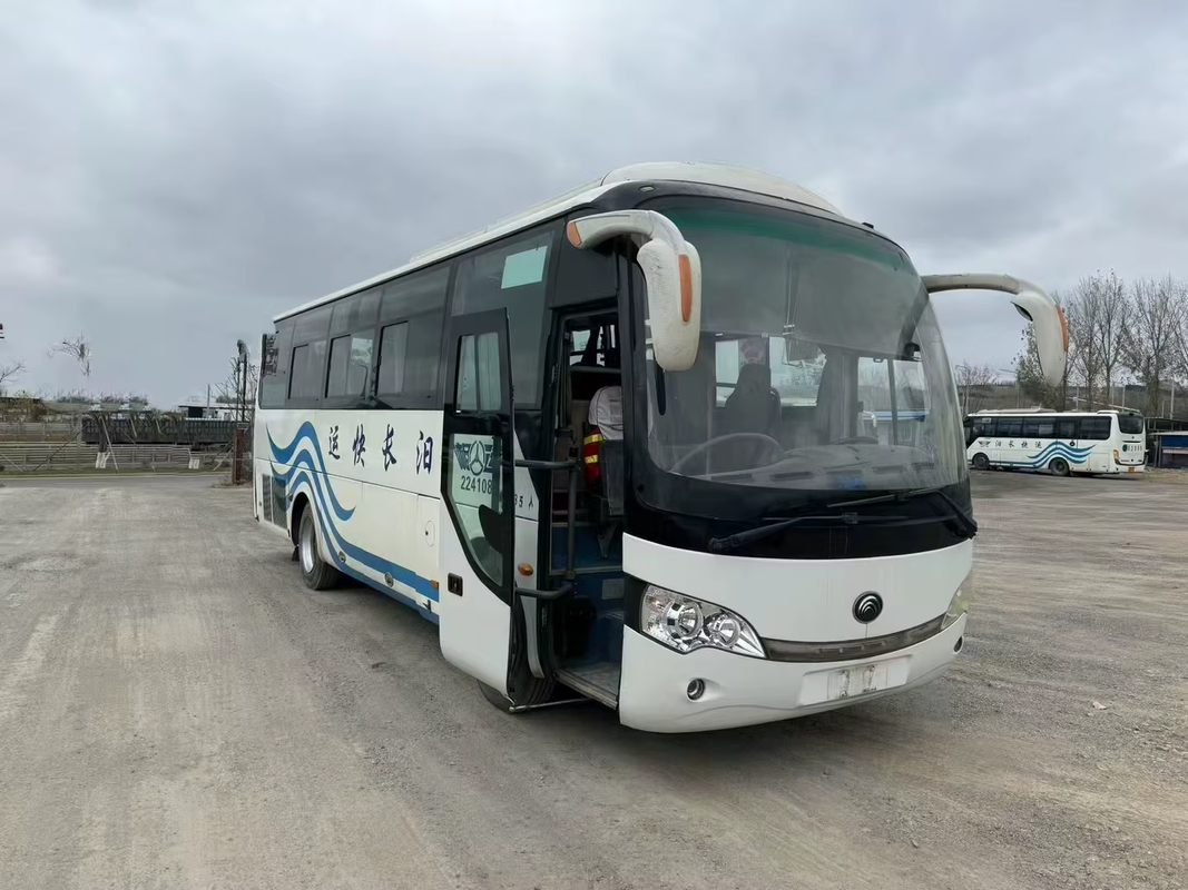 ZK6888 37 Seater Used Yutong City Bus Luxury Coach 2+2 Layout Custom Made Paint