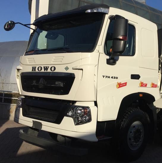 380HP HOWO A7 مستعملة شاحنة قلابة أمامية نوع الرفع سعة خزان الوقود سعة 300 لتر