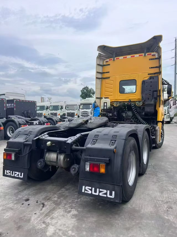 Used I-suzu Giga Tractor Head 6x4 460HP Heavy Duty Prime Mover Truck for Container Transport Africa Market