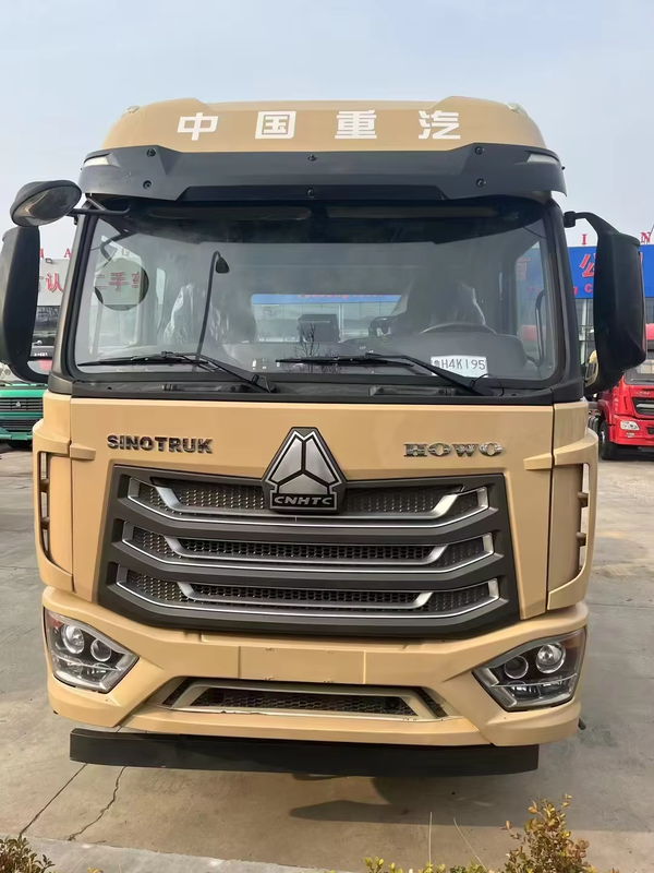 Low Hour Used Si-notruk Howo N7G 4x2 Tractor Head Heavy Duty Logistics Prime Mover Diesel Truck Tractor