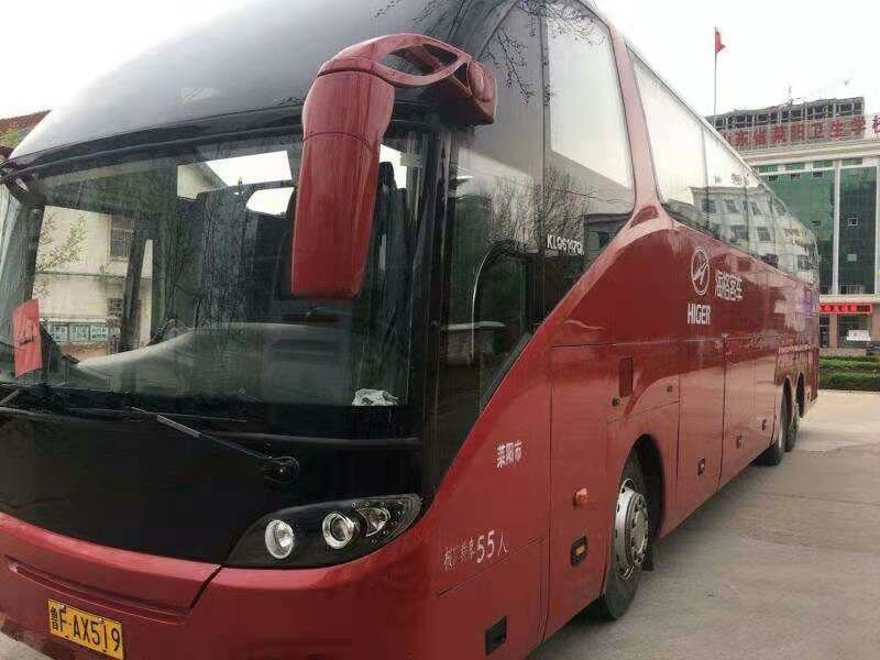 حافلات فاخرة KLQ6122 2nd Hand Coach Euro IV / V 24-57 مقاعد حافلة ركاب مستعملة