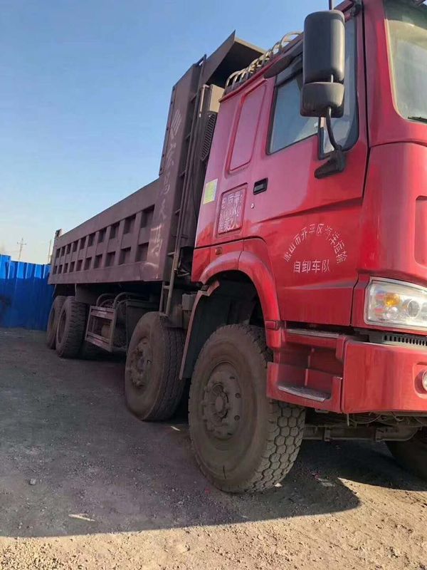 HOWO 8X4 المستخدمة تفريغ شاحنة 12 عجلة 30-40 طن مع لطيفة تبحث لا ضرر