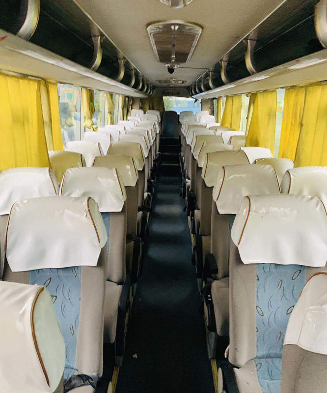 6127 Model Diesel Yutong Used Tour Tour 55 مقاعد 2011 سنة LHD ISO Passed