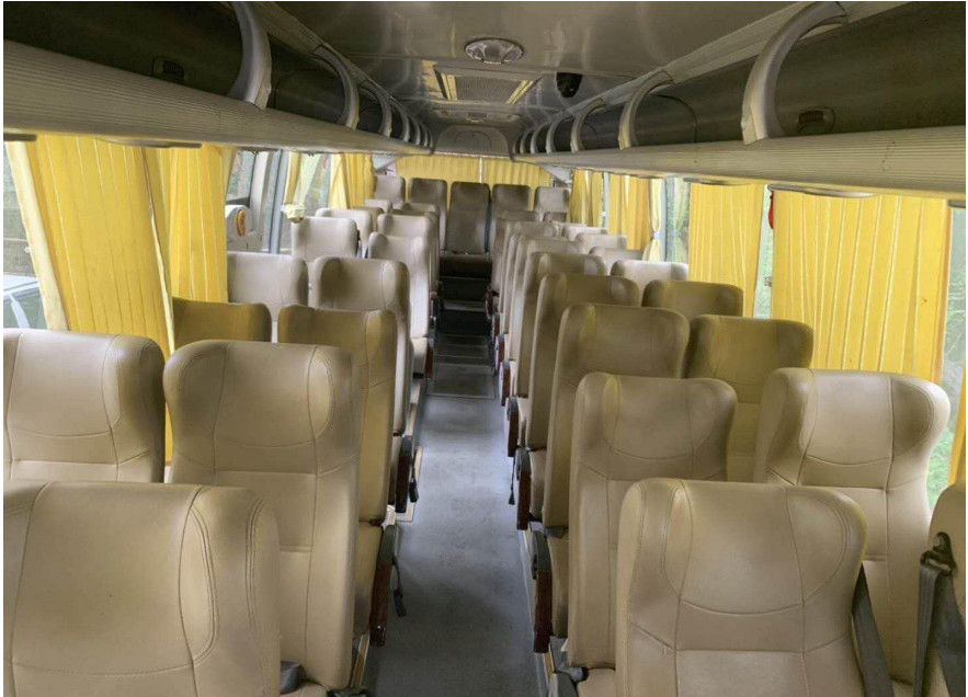 15000KG أزرق داكن يوتونج باصات 45 مقعد ديزل LHD عام 2014 مع A / C