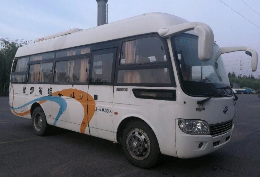 Higer Brand Yuchai Engine حافلة تجارية مستعملة 30 مقعدًا عام 2010 سرعة 100 كم / ساعة