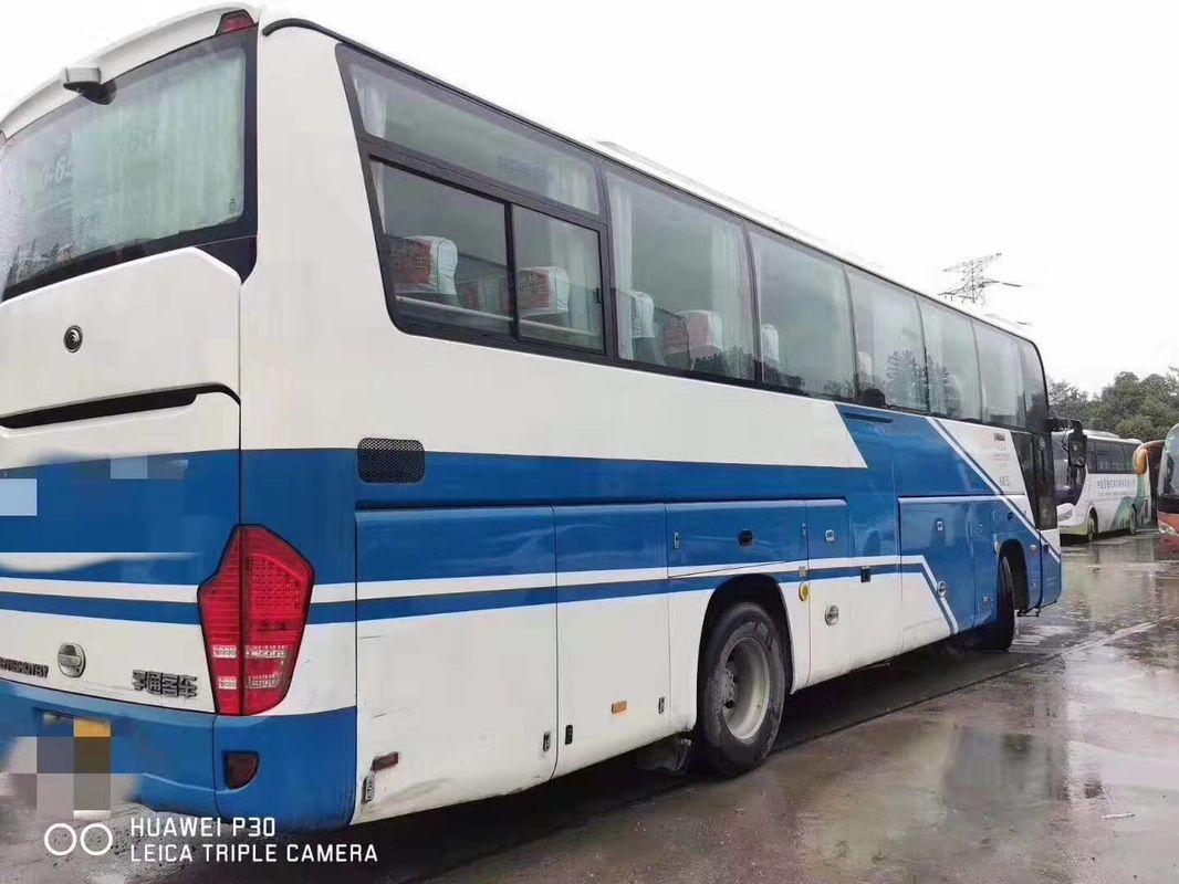 ديزل LHD Yutong Used Coaster Bus 55 مقاعد حافلة أزرق أبيض 2014 سنة ZK6118