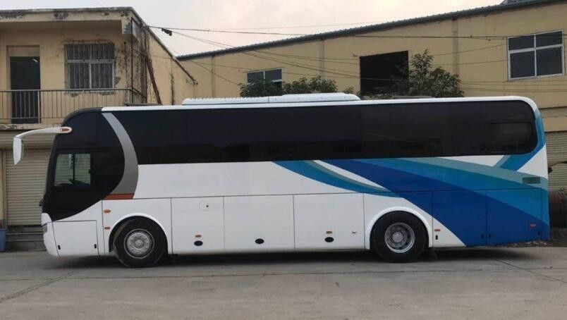 LHD / RHD تستخدم Yutong 45 Seater Bus 100km / H Max Speed ​​162kw Motor Power