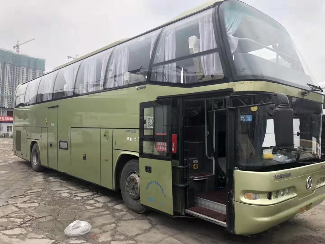 2014 سنة Beifang Used Coach Bus 6128 Model 57 Stains WP Engine الباب الأوسط مع وسادة هوائية / مرحاض