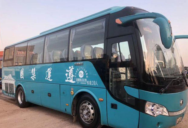 9 أمتار طول Yutong ZK6908 ديزل حافلة تجارية مستعملة 2015 سنة 39 مقعدًا شهادة ISO