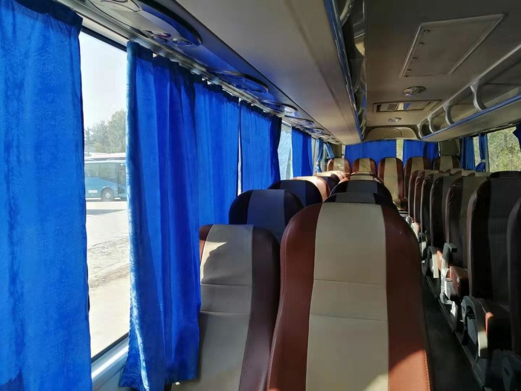 اللون أبيض 2nd Hand Bus حالة جيدة 2010 السنة 39 المقاعد Yutong 6908 Model