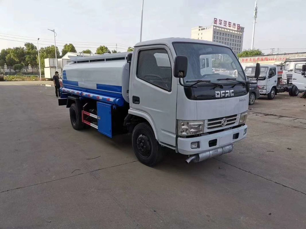 خفيفة واجب 4X2 5000L شاحنة صهريج وقود النفط 5m3 التزود بالوقود شاحنة ISO شهادة