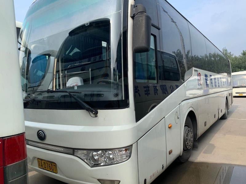 2010 سنة ديزل Yutong ZK6122 51 مقاعد RHD مستعملة حافلة سفر داخلية فاخرة