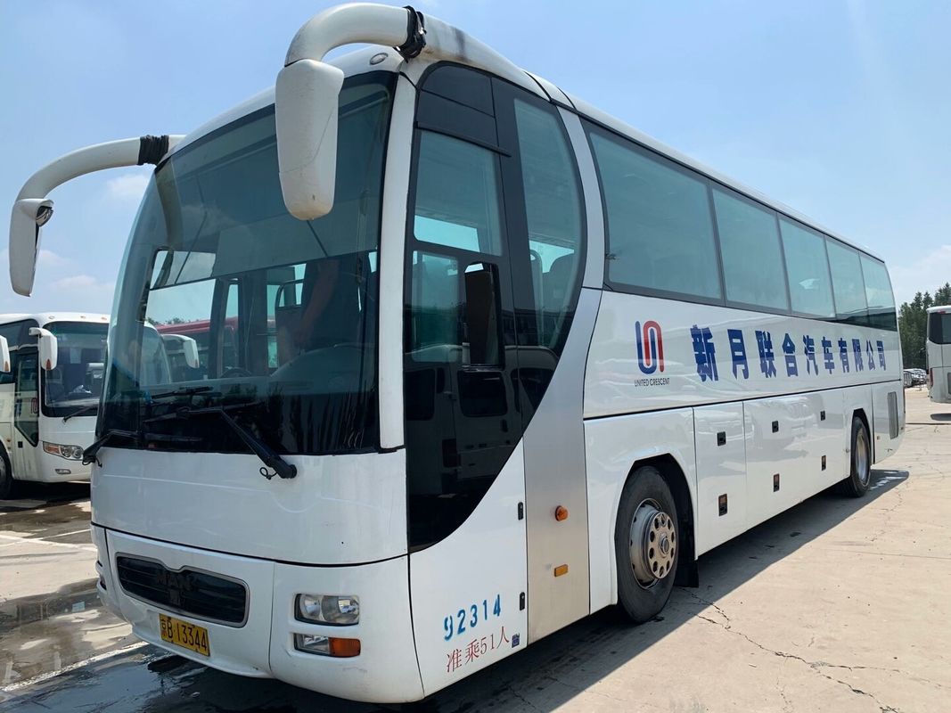 تستخدم حافلة Yutong للمبيعات نموذج ZK6122 الأبواب المزدوجة 51 مقعدًا من الصلب الشاسيه Euro III بحالة جيدة