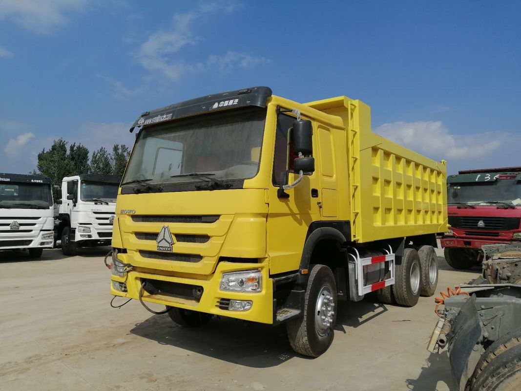 شاحنة قلابة أمامية 6 * 4 TipperTruck 371-420HP RHD مستعملة شاحنة قلابة WD Engine