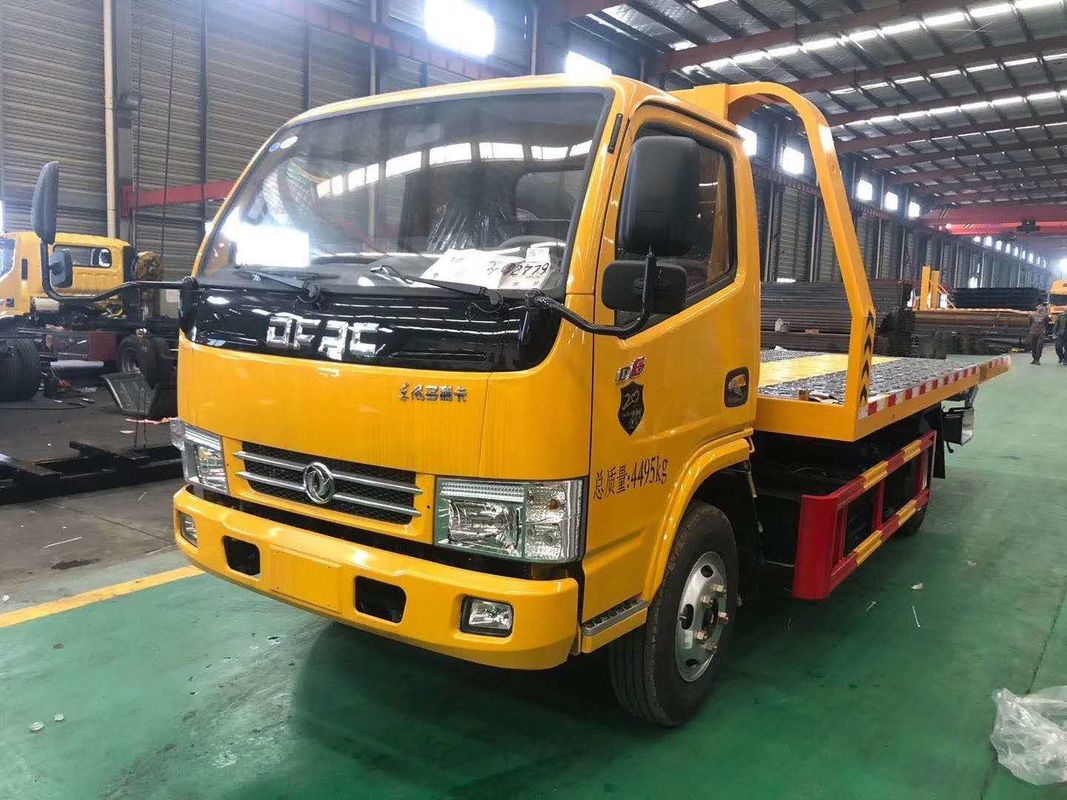 Euro 3 Dongfeng 95HP 6 Wheel Rescue Trailers 3 Tons 5 Tons 6 Tons