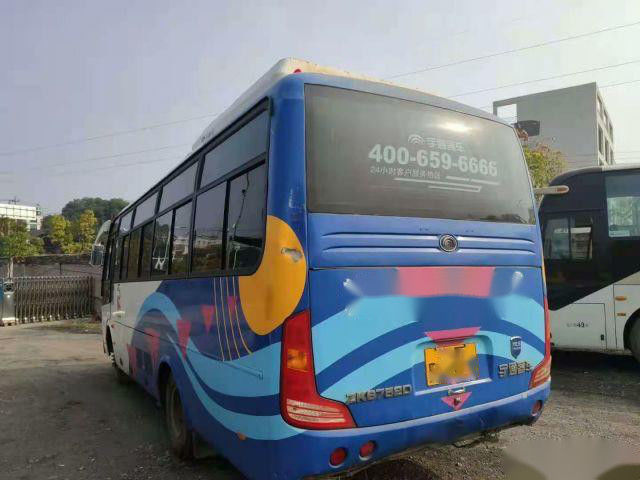 ISO Yutong ZK6752D 29 مقعدًا LHD مستعملة للركاب ذات الهيكل الصلب بأبواب واحدة