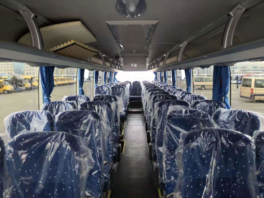 العلامة التجارية الجديدة Yutong Bus ZK6122H9 مع 55 مقعدًا باللون الأبيض في المحرك الخلفي الترويجي