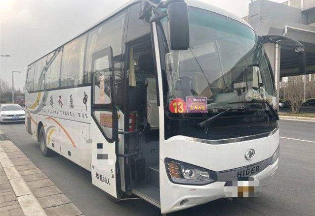 220Hp 39 مقعدًا تستخدم Higer Bus 2016 سنة 2nd Hand Coach Bus مع Euro IV ديزل و AC