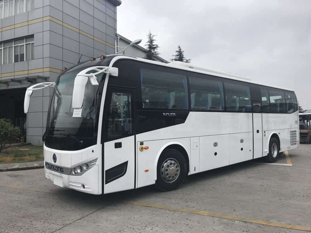 حافلة Shenlong Coach الجديدة SLK6122D 47 مقعدًا في اليد اليمنى حافلة جديدة مزودة بمحرك ديزل