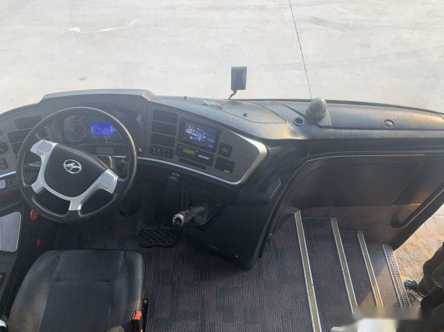 تستخدم Higer Bus للحافلات المستعملة 50 مقعدًا KLQ6122 WP المحرك الخلفي
