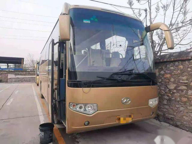Higer Brand Used Coach Bus KLQ6109 46 Seats Low Kilometer Left Steering Single Door
