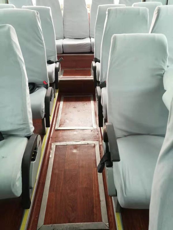 47 مقعدًا تستخدم Yutong ZK6107 Bus Used Coach Bus 2014 Year 100km / H Steering RHD