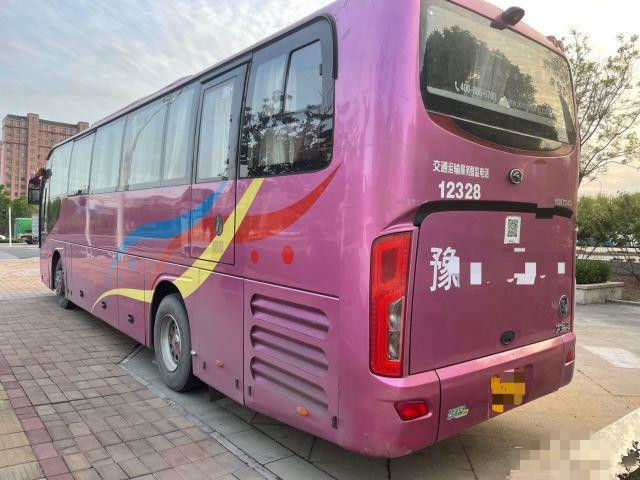 تجديد 2015 سنة مستعملة King long XMQ6113 Coach Bus 51 Seats used bus Diesel Engine No Accident LHD Bus