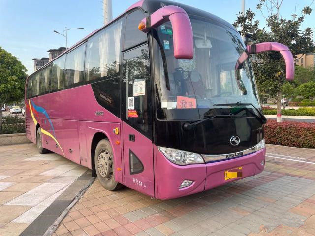 تجديد 2015 سنة مستعملة King long XMQ6113 Coach Bus 51 Seats used bus Diesel Engine No Accident LHD Bus