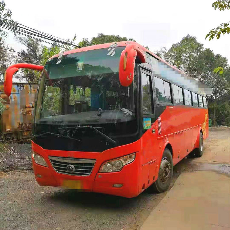 44 مقعدًا تستخدم Yutong ZK6102D Bus حافلة حافلات مستعملة 2014 سنة محرك أمامي توجيه محركات LHD ديزل
