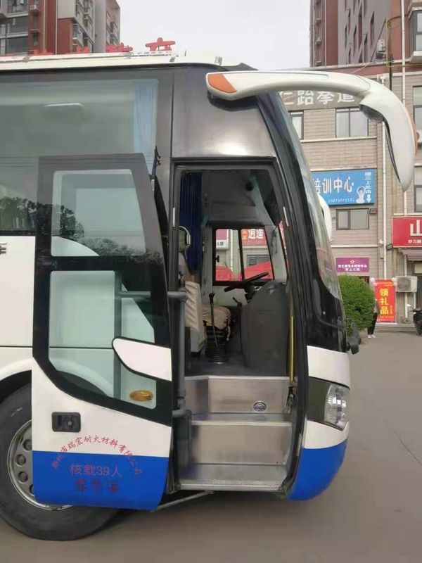 39 مقعدًا تستخدم Yutong ZK6908 Bus حافلة سياحية 2010 سنة التوجيه LHD محركات الديزل