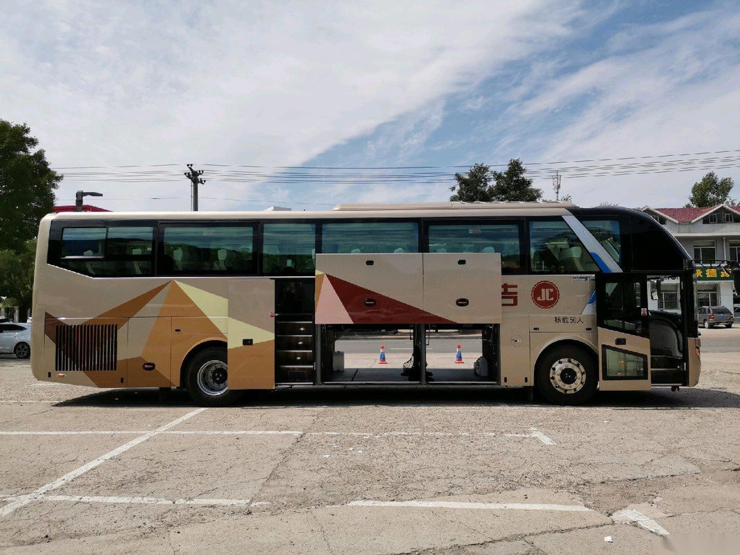 Zhongtong Bus LCK6119 50 مقعدًا 2019 مقصورة سعة كبيرة Euro V 336kw هيكل Aiebag