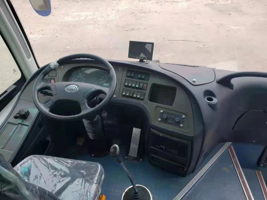 Yutong ZK6117 55 مقعدًا جديد الهيكل الصلب الهيكل محرك الديزل الخلفي الحافلة Euro III