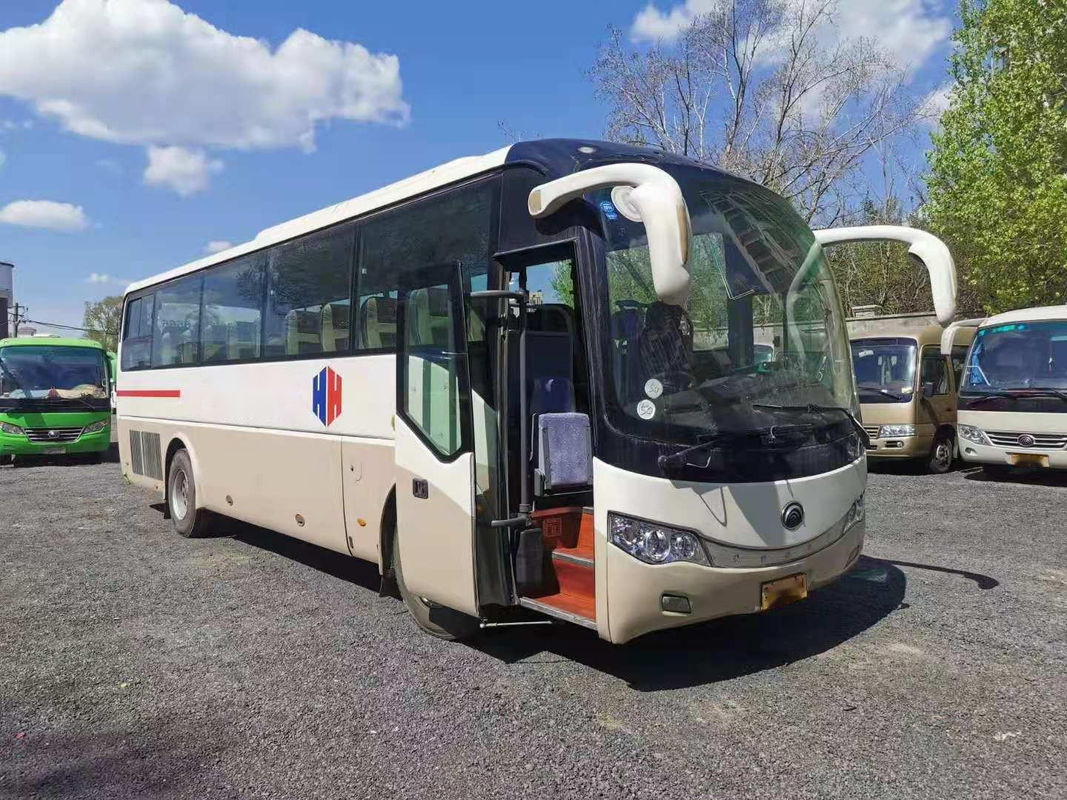 حافلة سياحية مستعملة Yutong ZK6999 45 مقعدًا محرك خلفي 177kw حافلة ركاب LHD هيكل وسادة هوائية