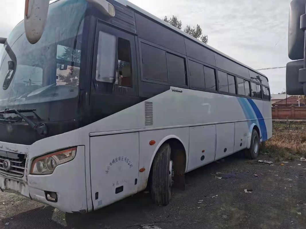 49 مقعدًا تستخدم Yutong ZK6102D Bus حافلة حافلات مستعملة 2011 سنة محرك أمامي لتوجيه محركات LHD ديزل
