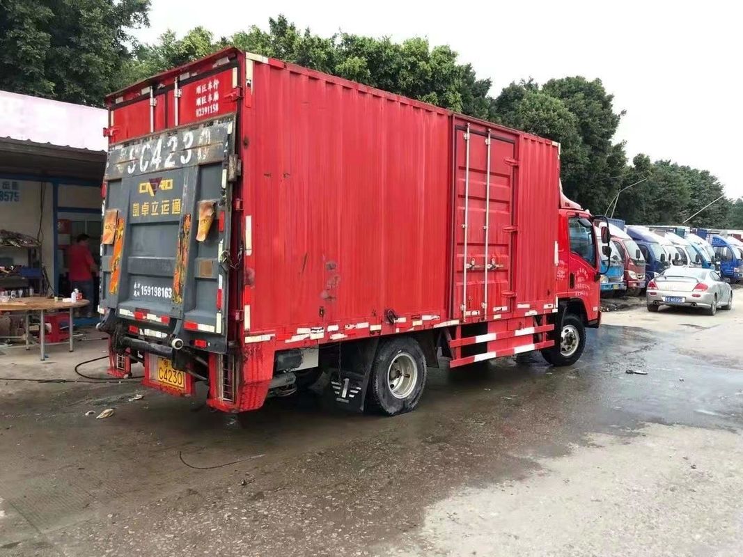 تستخدم FAW Van Cargo Truck 140HP 5.2M سعة كبيرة 4x2 مستعملة 2018 سنة