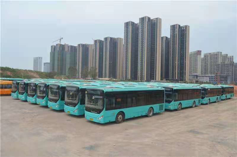 2015 سنة 62 مقعدًا تستخدم ZHONGTONG Coach Bus LCK6950HG حافلة المدينة المستخدمة مع مكيف الهواء للتنقل